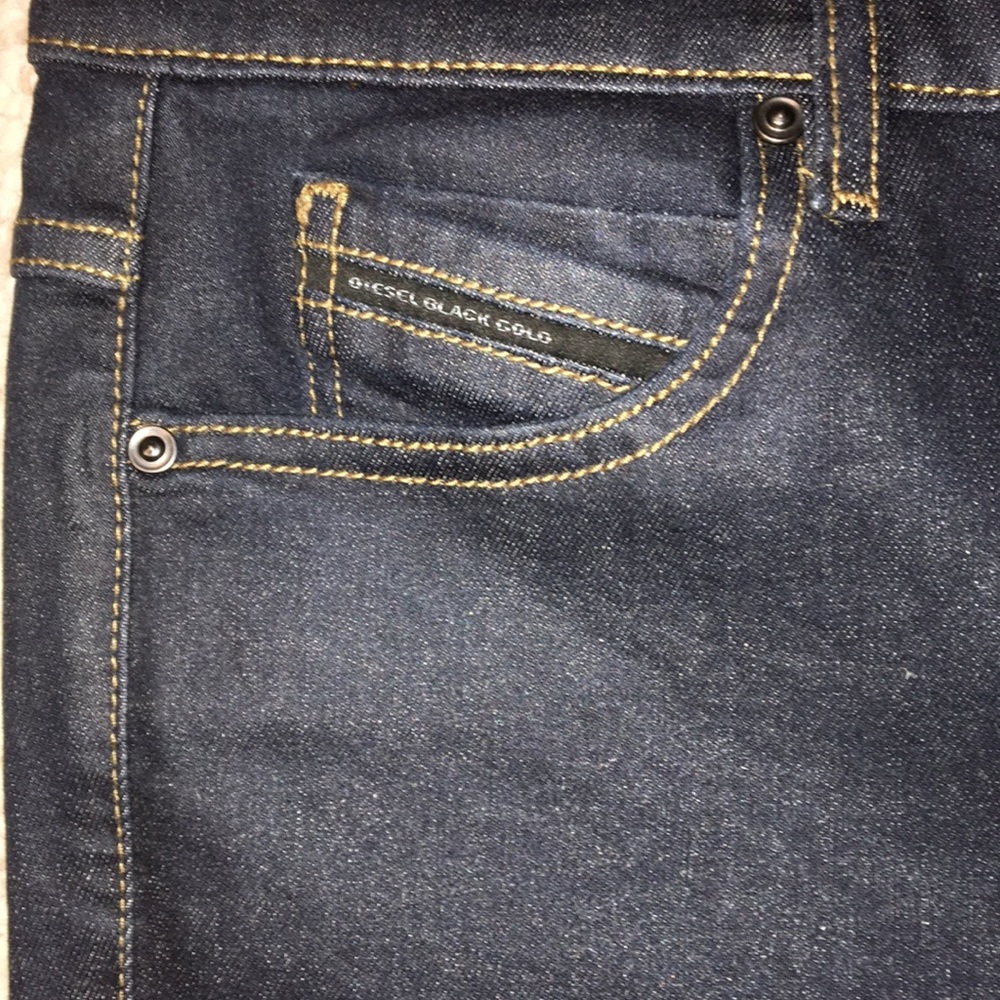 Diesel Black Gold Super Skinny Medium Waist 27